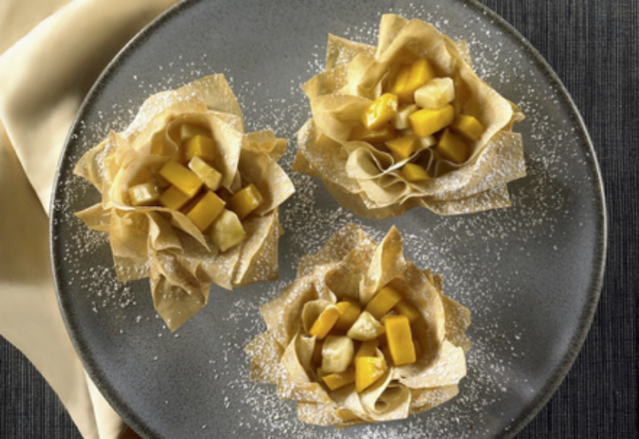 Nidos de Hojaldre con Mango y Plátano